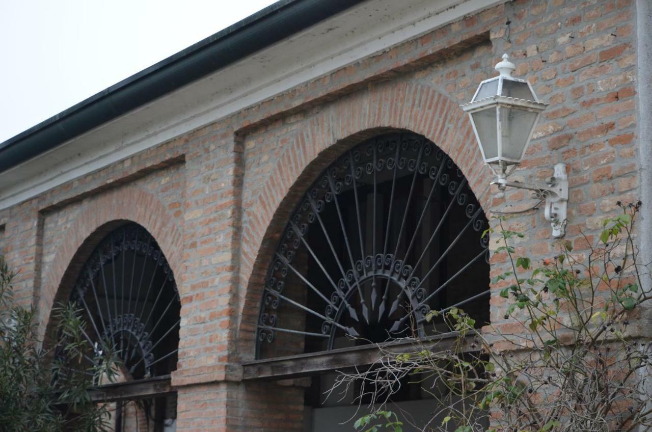 Agriturismo Cipolli E Podo Corte Carlini Mantova Exteriör bild